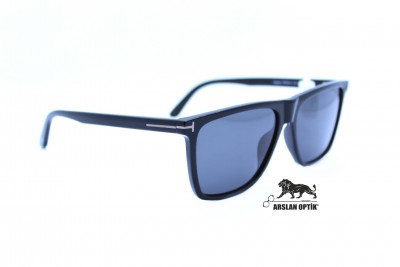 TOM FORD FLETCHER TF 832-N 01A 57 TOM FORD FLETCHER TF 832-N 01A 57